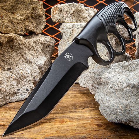 sentry knucklebuster knife with sheath.